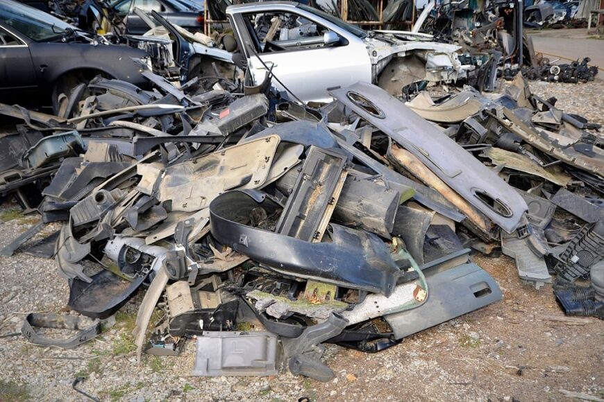 Maximizing Profits: Tips for Getting the Best Value for Your Scrap Car in Laval