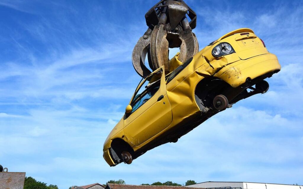 Scrap cars for cash- Laval 1 scrap car for cash